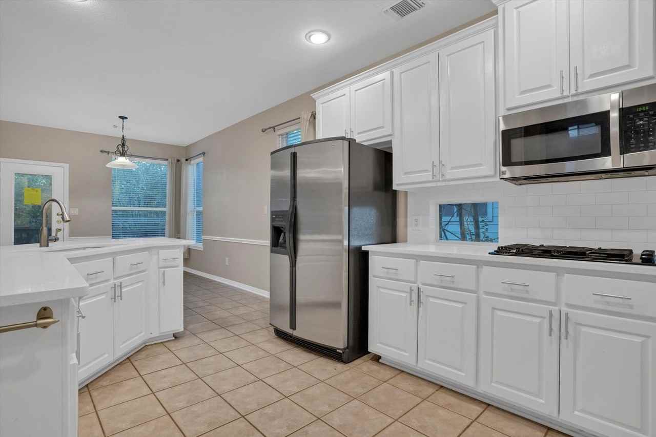 13013 Titus Ct - Photo 5 of 30