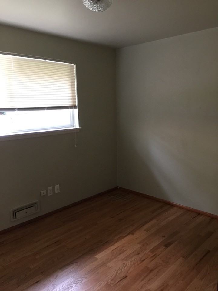 420 21st Ave Sw - Photo 6 of 9