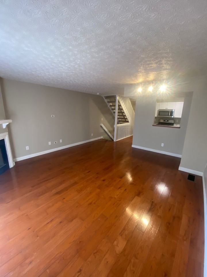 2264 Sandman Dr - Photo 2 of 17