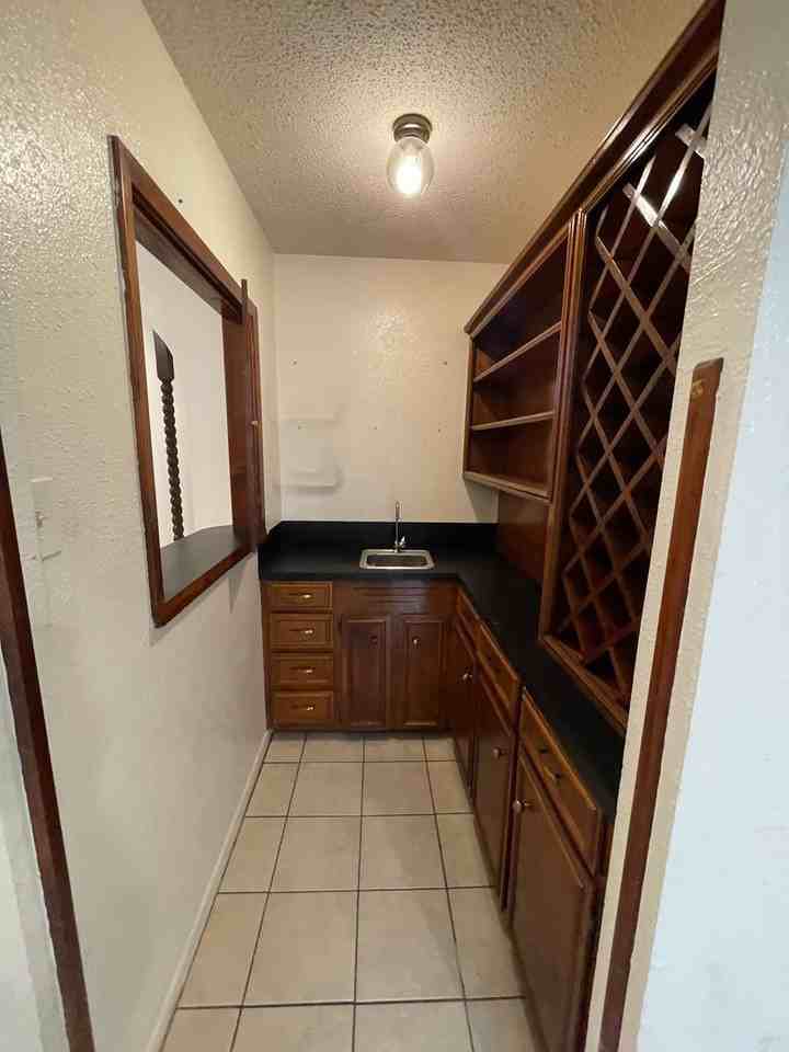 4154 Eagle Dr - Photo 5 of 30