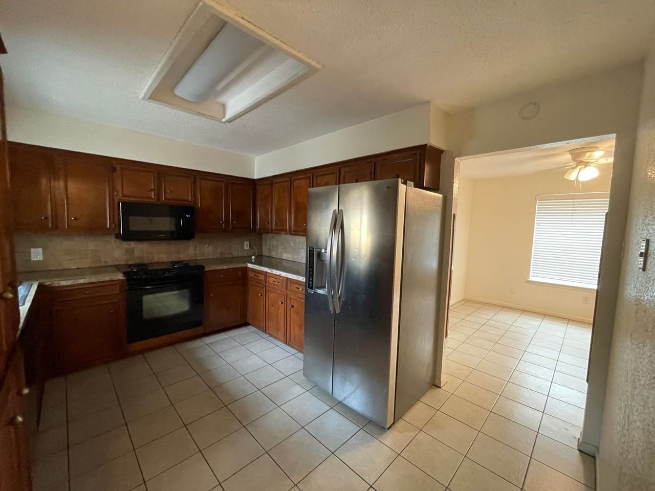 4154 Eagle Dr - Photo 6 of 30