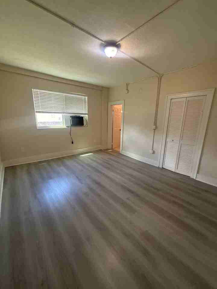 Lovely studio - Photo 6 of 38