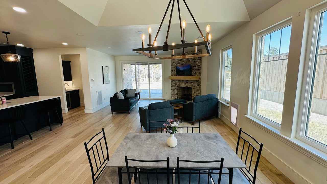4506 S Rocking Chair Ln - Photo 4 of 28