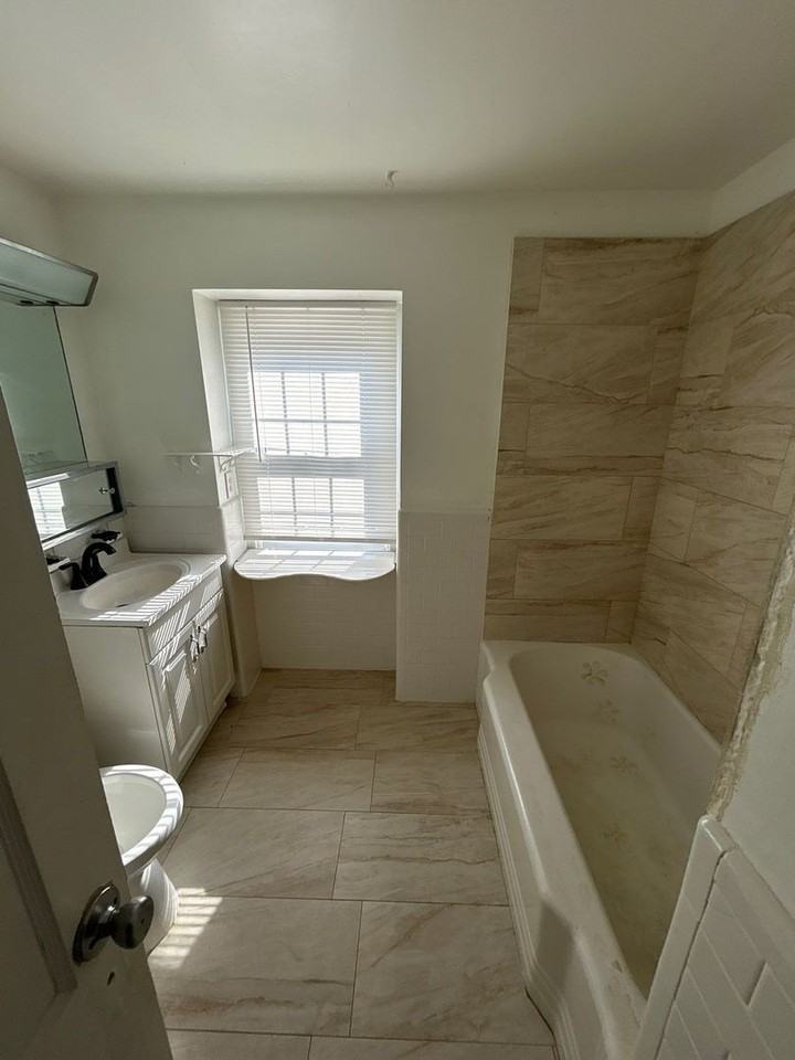 4115 Old Milford Mill Rd - Photo 6 of 9