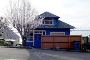 featured image of 612 Florence Avenue