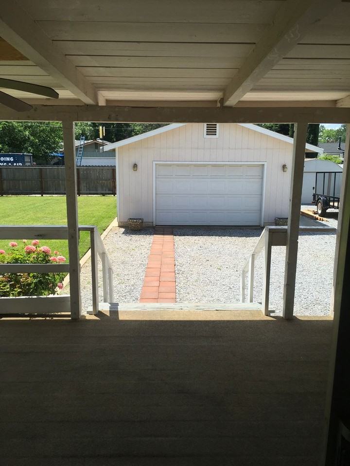 1607 Oakdale Ct - Photo 6 of 14