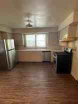 458 S Buchanan Ave - Photo 1 of 1