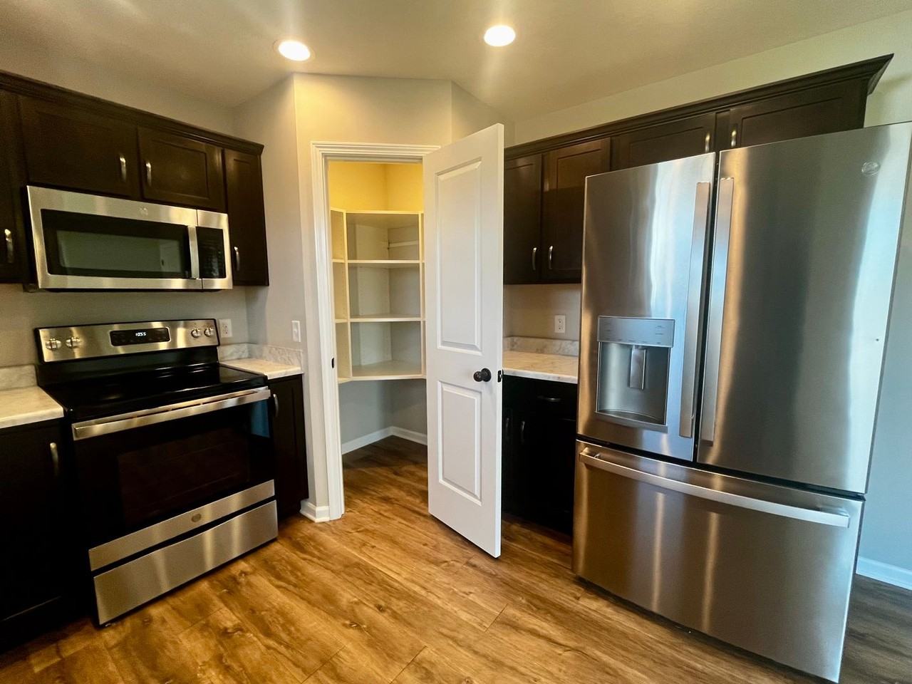 1630 Teniente Court - Photo 7 of 34