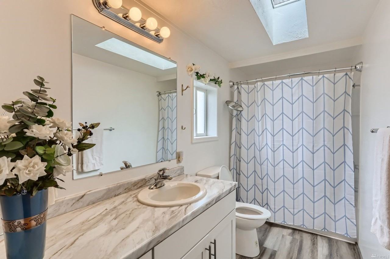 12501 Ne 197th Ct - Photo 3 of 7