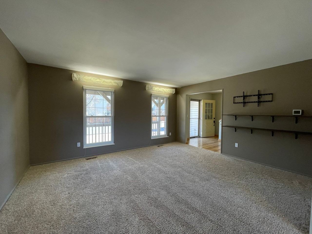 16724 E Villanova Cir - Photo 6 of 49