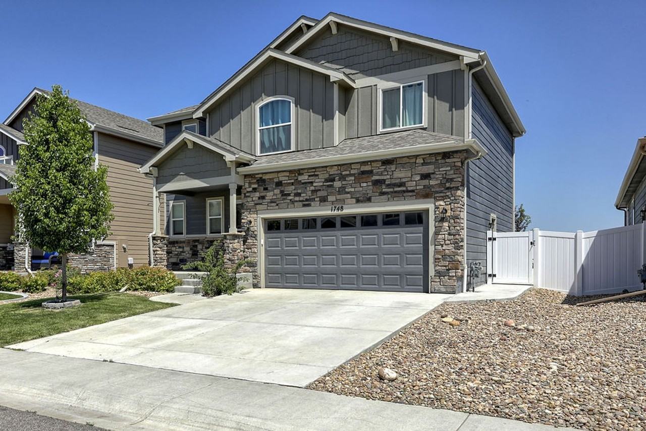 1748 Ruddlesway Dr - Photo 2 of 37