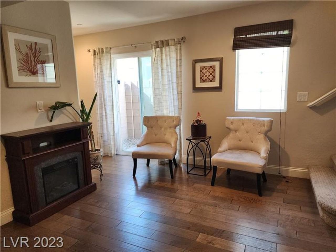 285 Cadence View Way - Photo 3 of 27