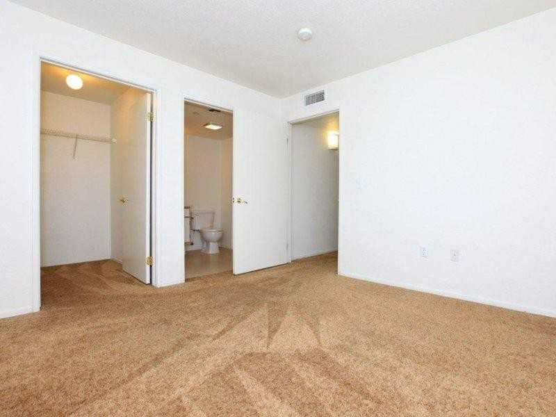 11250 Lee Ave - Photo 5 of 14