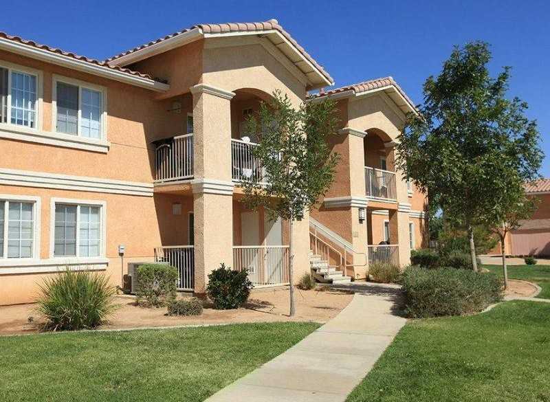 11250 Lee Ave - Photo 4 of 14