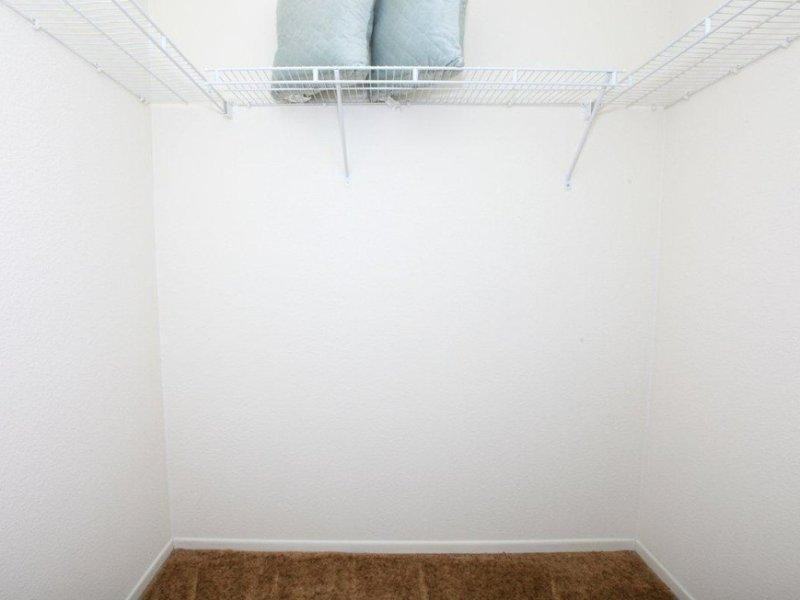 11250 Lee Ave - Photo 5 of 14