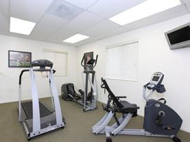 200 N Yucca Ave - Photo 1 of 1