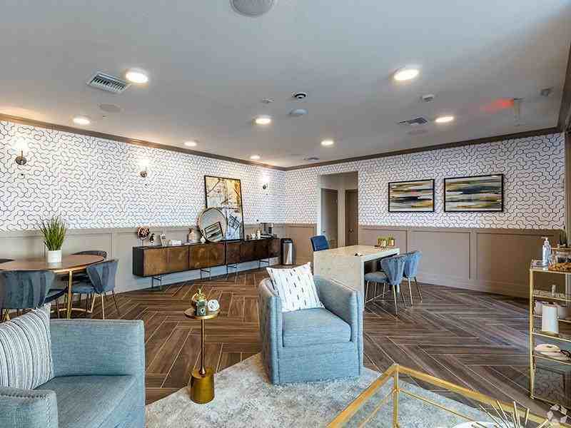 7531 Tule Springs Rd - Photo 4 of 15