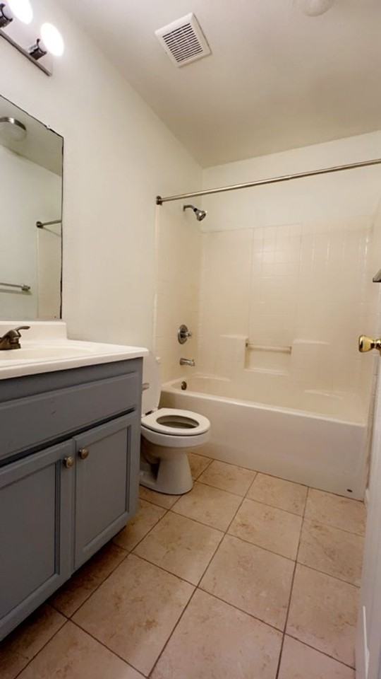 6836 Lorna Ave - Photo 2 of 14