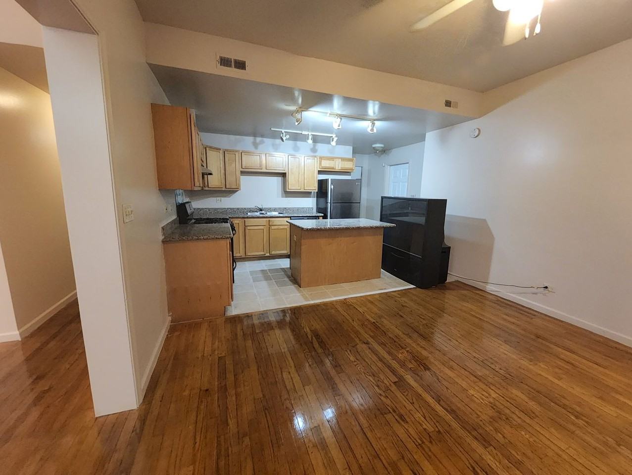 7001-7011 S Chappel - Photo 6 of 22