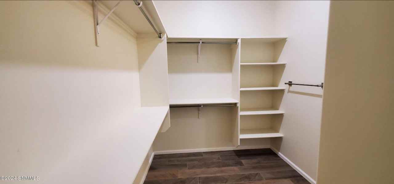 5020 Kenner Way - Photo 7 of 26