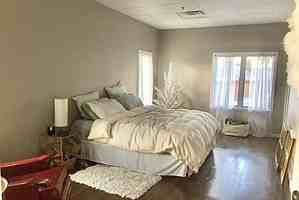 featured image of 121 S Potter St