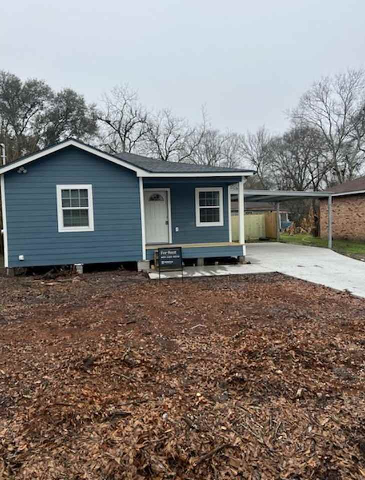 319 N 23rd St - Photo 2 of 12