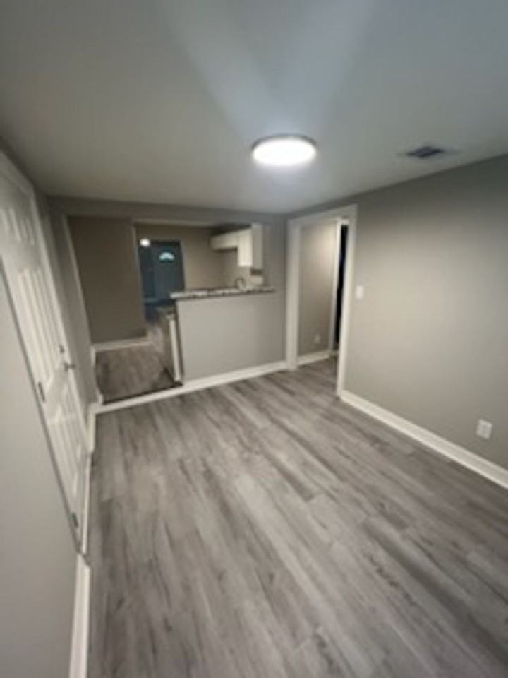 319 N 23rd St - Photo 7 of 12