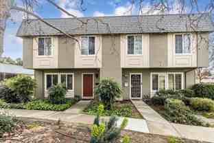 1811 Queen Victoria Way - Photo 1 of 1