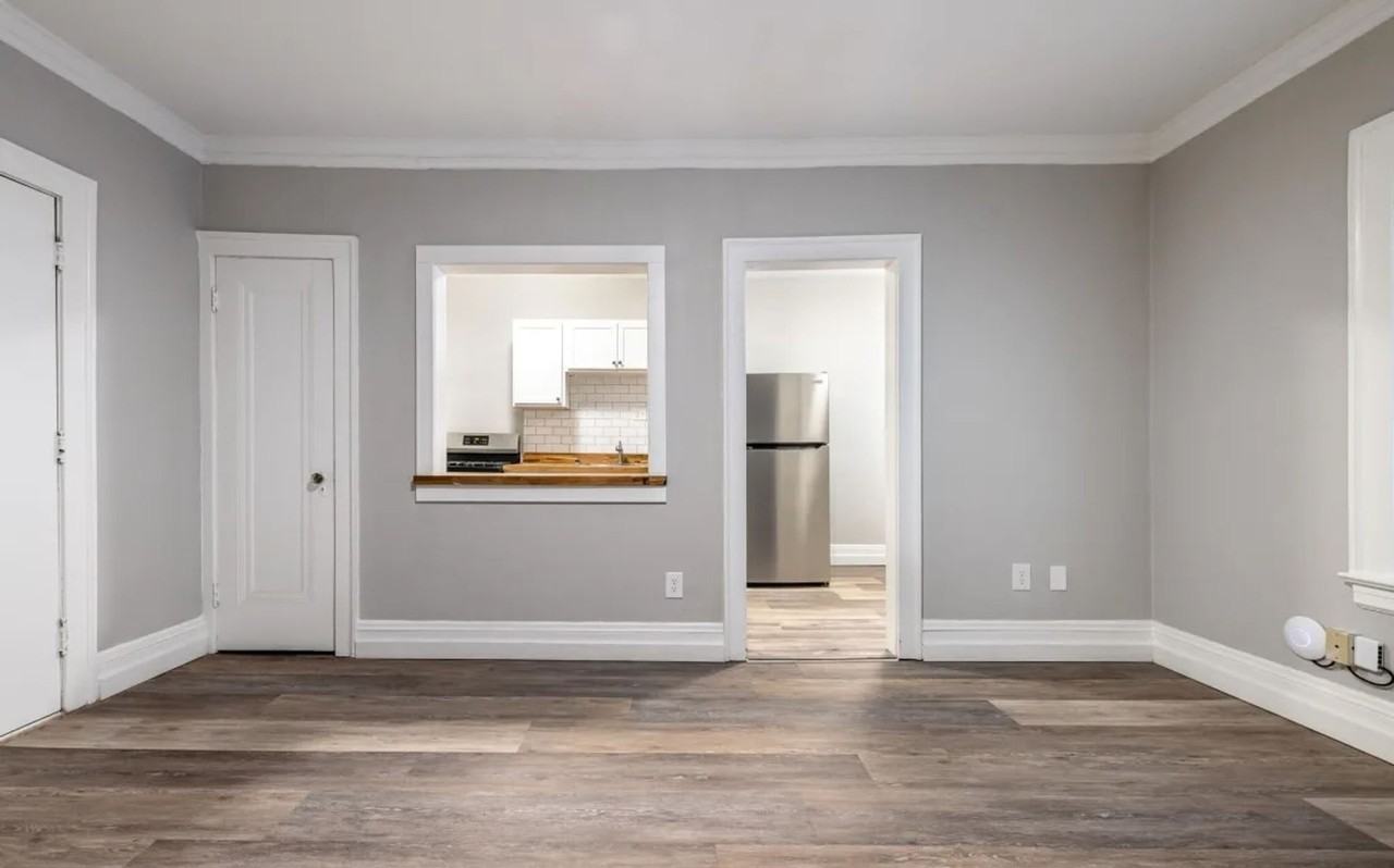 Clifton Lake Apartments - Photo 4 of 15