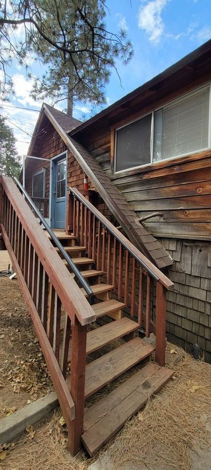 25250 Lodge Rd - Photo 2 of 18