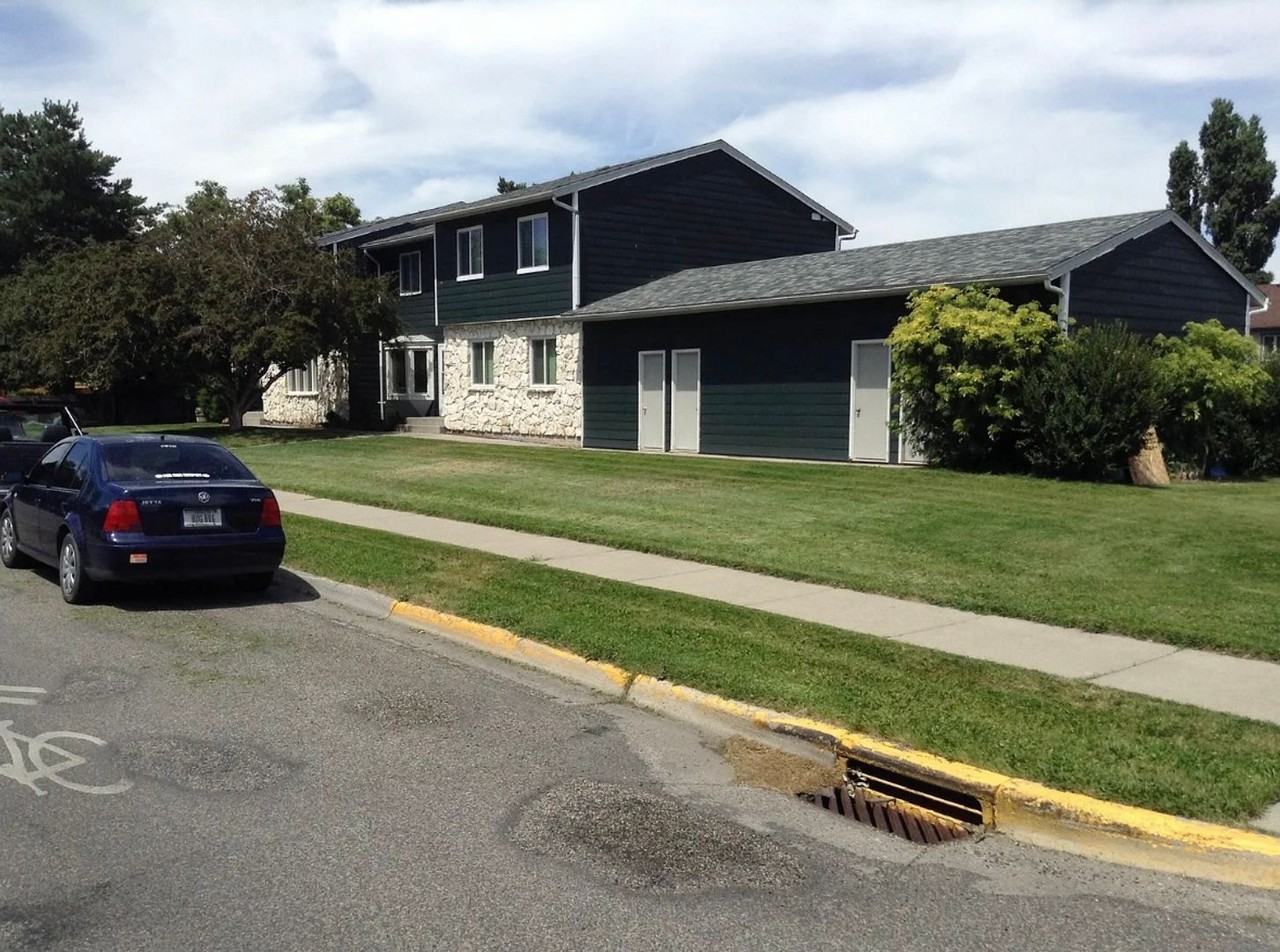 1601 W Koch St - Photo 2 of 50