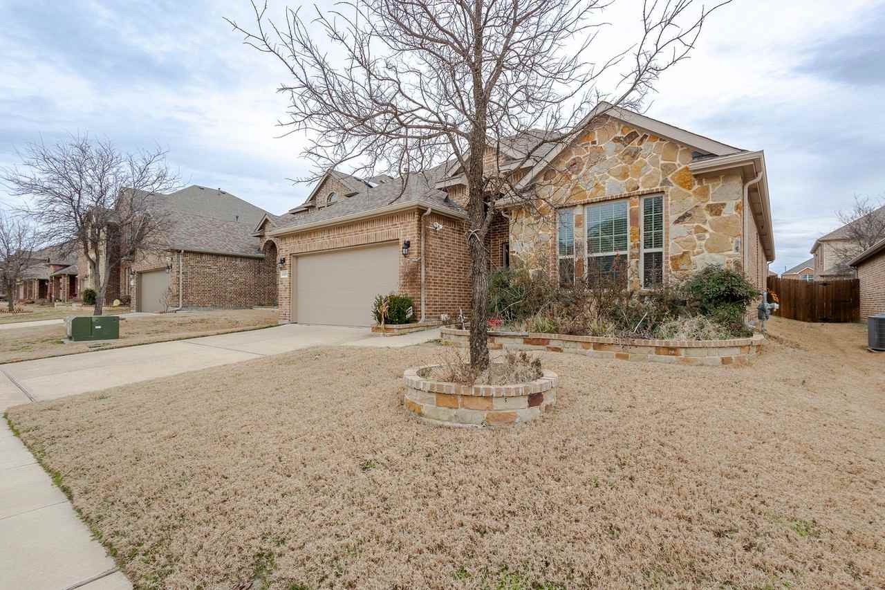 10229 Kemah Pl - Photo 3 of 28