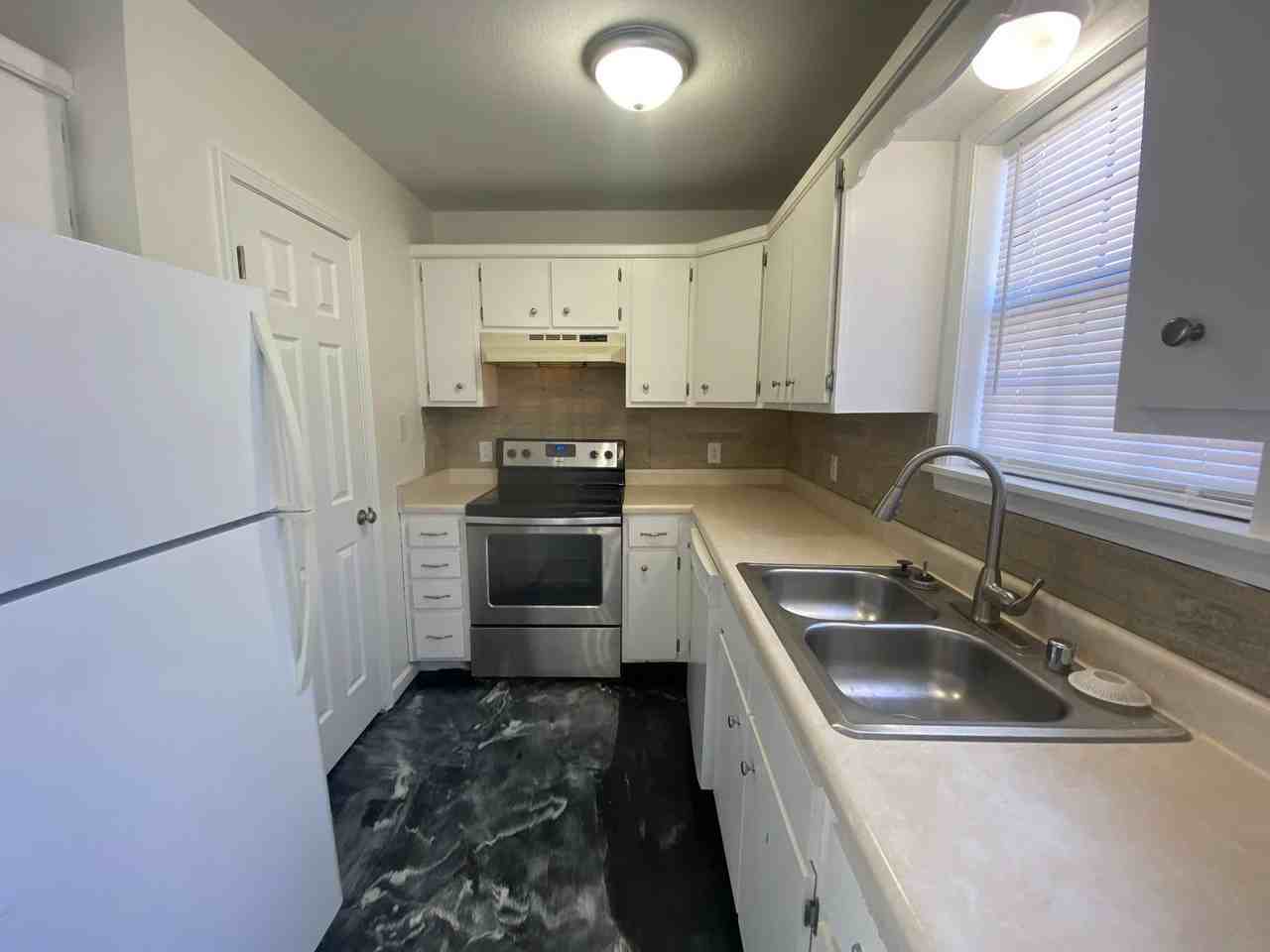 2502 Jeanne Mcqueen Pl - Photo 5 of 10