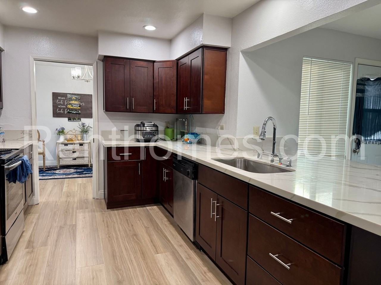 17540 Hada Dr - Photo 3 of 16