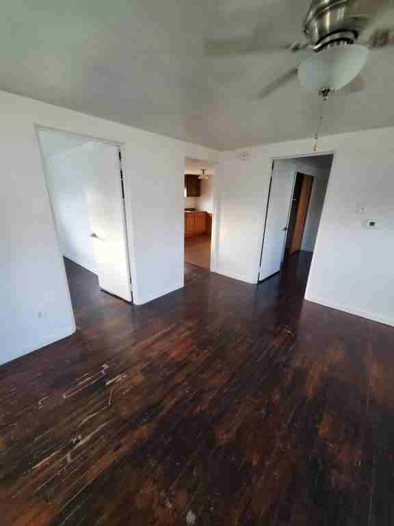 613 W Heaston St - Photo 3 of 7