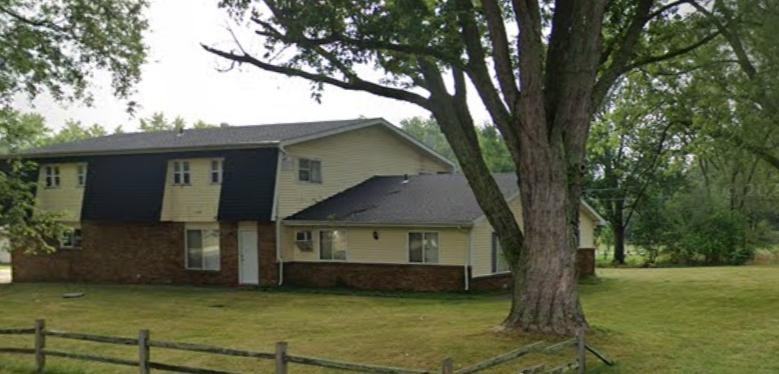 9033 Midway Dr - Photo 2 of 16