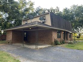 1803 Thomas Ln #B - Photo 1 of 1