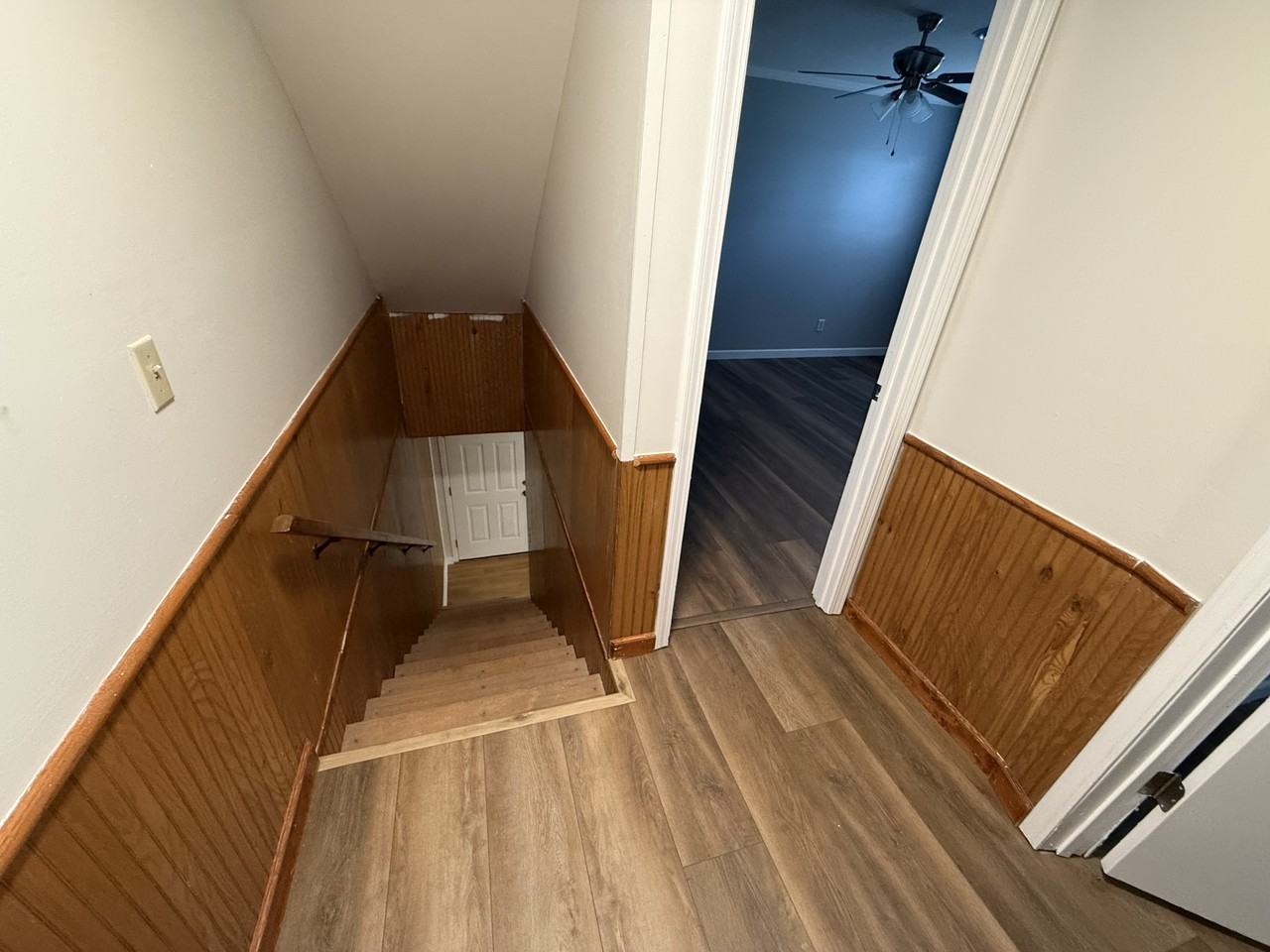 1803 Thomas Ln #B - Photo 3 of 19