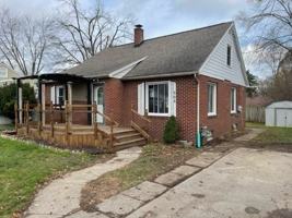 featured image of 506 Maple Ridge