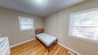Private Bedroom For Female Student Or Professional (Bedroom #3 - Photo 1 of 1