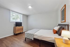 featured image of Private Bedroom For Professional (Bedroom #5