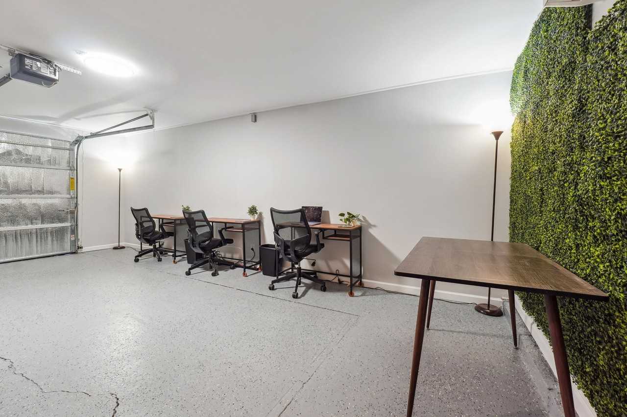 Private Bedroom For Professional (Bedroom #3 - Photo 5 of 12