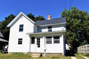 featured image of 112 W Stoddard St Apt 2 #Apt 2