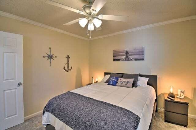 1037 Coastaway Dr #1 - Photo 7 of 8