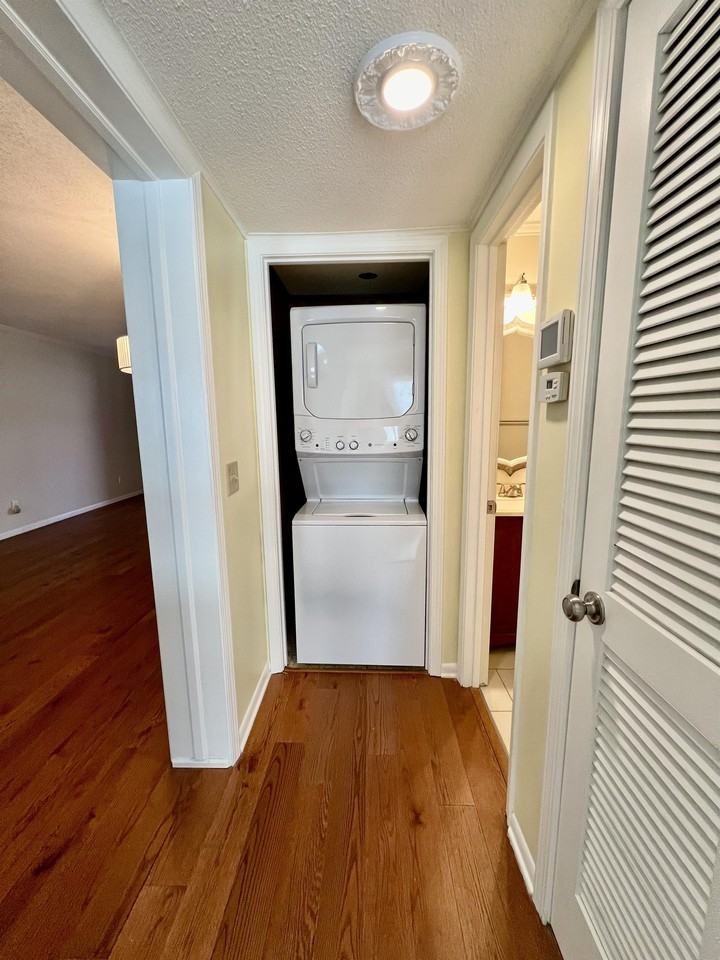 33 Lake Dr #1 - Photo 2 of 19