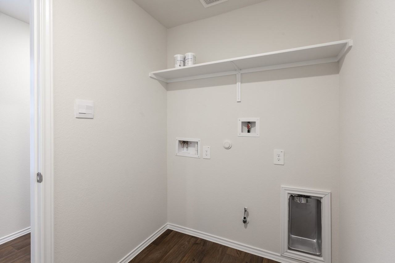 136 Granary Dr - Photo 4 of 21