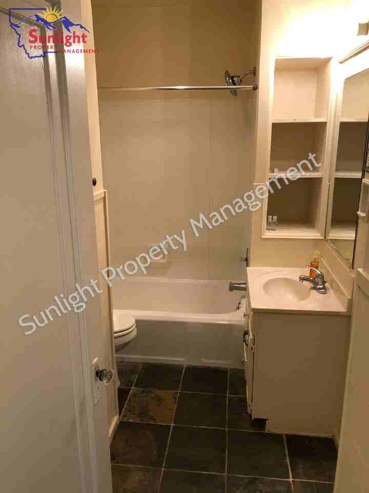 703 Yellowstone Ave - Photo 7 of 16