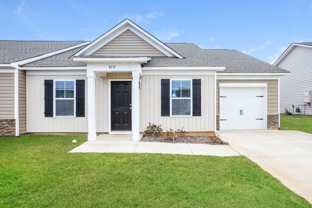 470 Conifer St - Photo 1 of 1