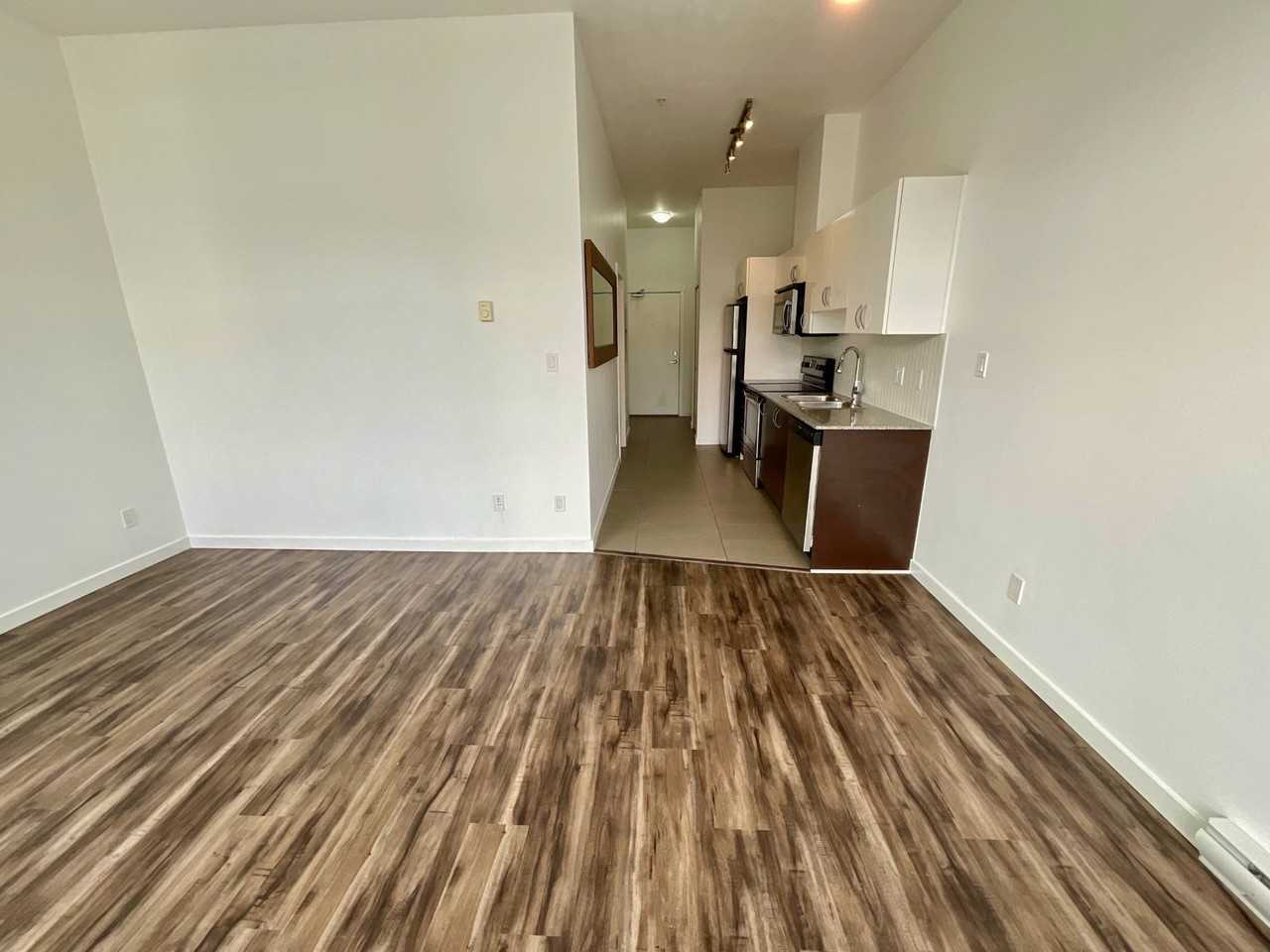 Quattro 3 - 13728 108 Ave - Photo 3 of 9