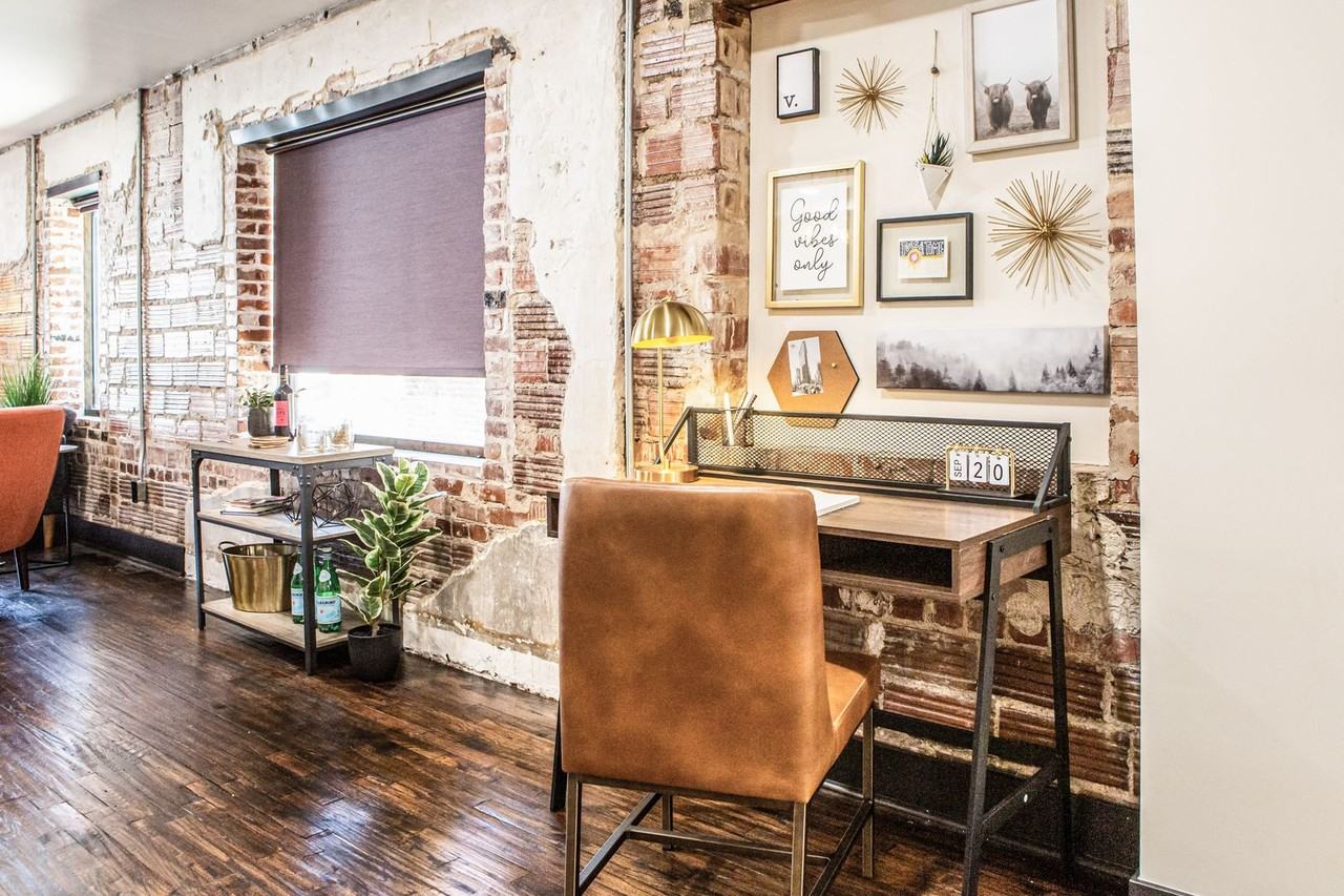 Velencia - Photo 3 of 50